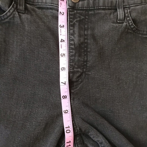 *Not your Daughters Jeans in 8p GUC - Picture 5 of 7